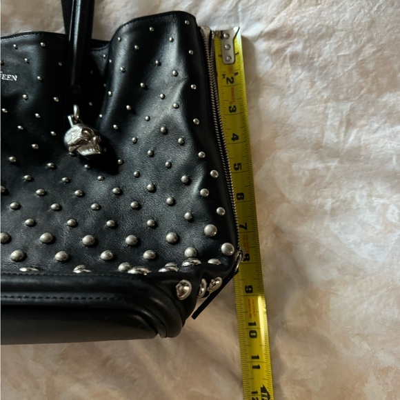 Alexander McQueen Black Studded Women's Tote - Picture 11 of 12